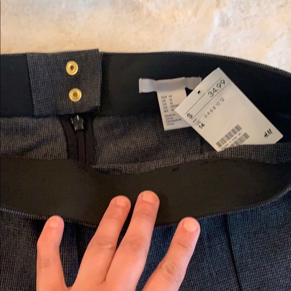 H&M pants - Picture 3 of 6